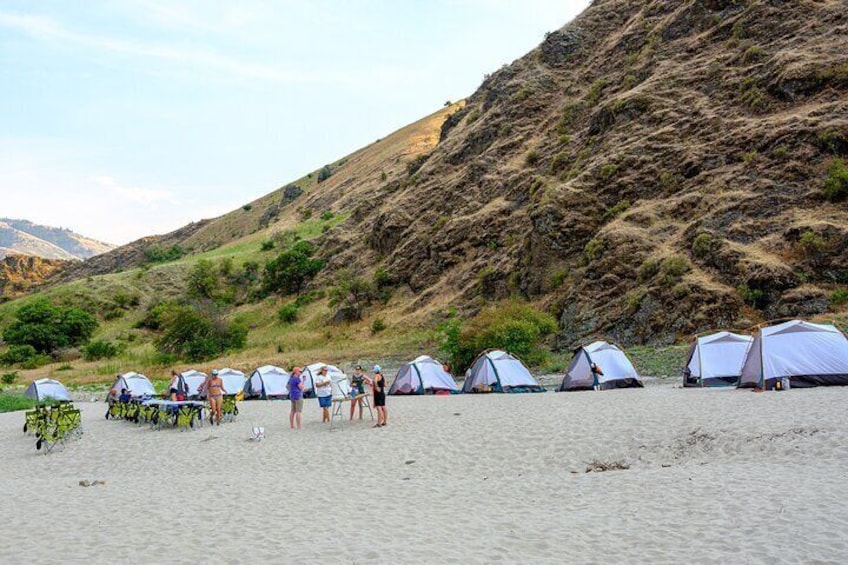 4 Day Whitewater Rafting on the Lower Salmon with Wine and Food