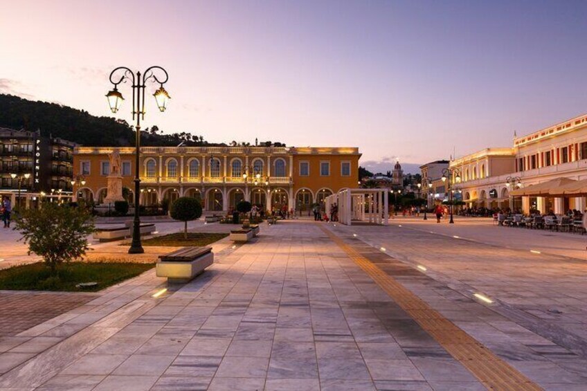 Zakynthos City Tour by Night with Transfer and Dinner