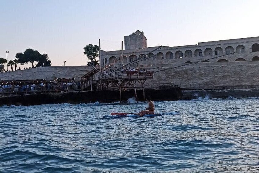 Visit to the monastery of Trani and its trebuchet on the sea