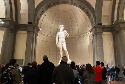 Exclusive Evening Tour of Michelangelo's David