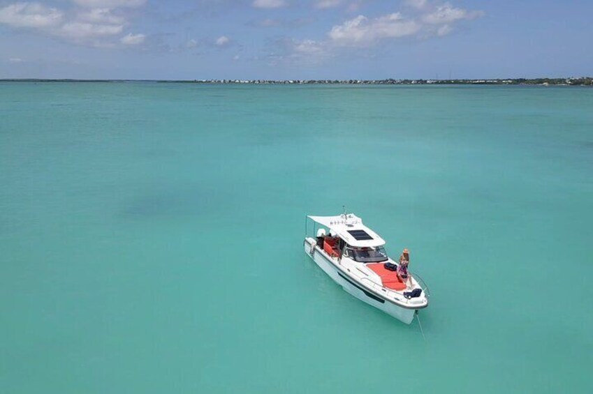 pristine waters of Key Largo