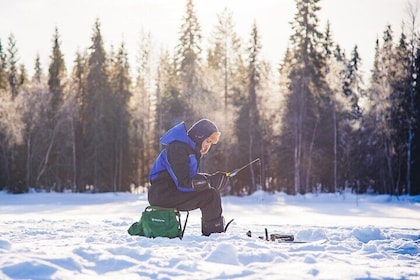 Arctic Ice Fishing Trip in Wildness