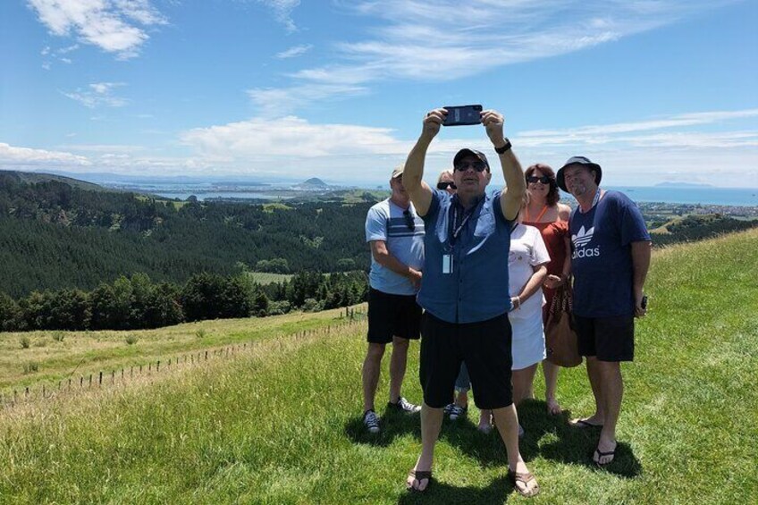 Panoramic views of Tauranga and the coastline, Tauranga