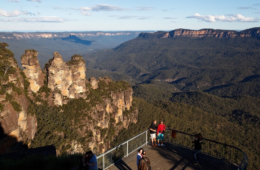 Blue Mountains Sunset & Three Sisters Small Group Tours