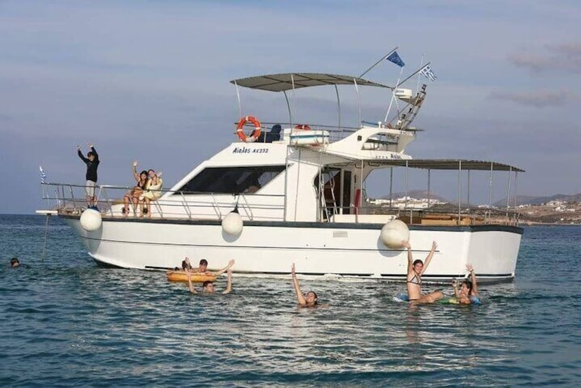 Motor Yacht Sea Tour Antiparos and Despotico from Parikia
