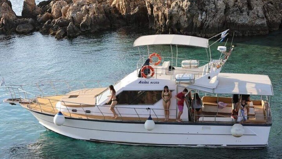 Motor Yacht Sea Tour Antiparos and Despotico from Parikia