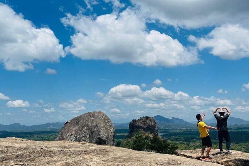 Discover Sri Lanka with Tailored Tours for Timeless Memories