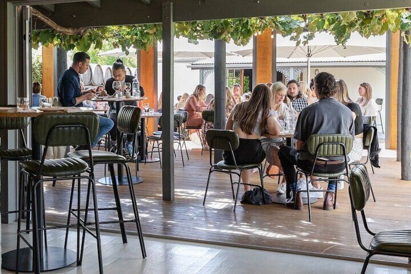 CRUISE SHIP DAY LYTTELTON Hop On Hop Off Wine Tours to Waipara