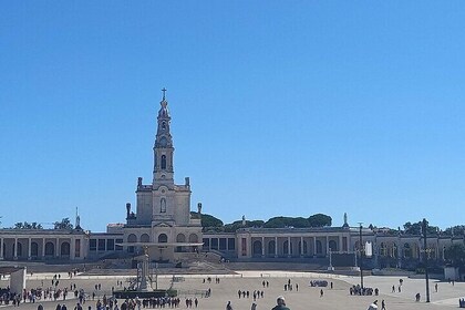 Fatima- Nazare-Obidos private tour from Lisbon or Cascais