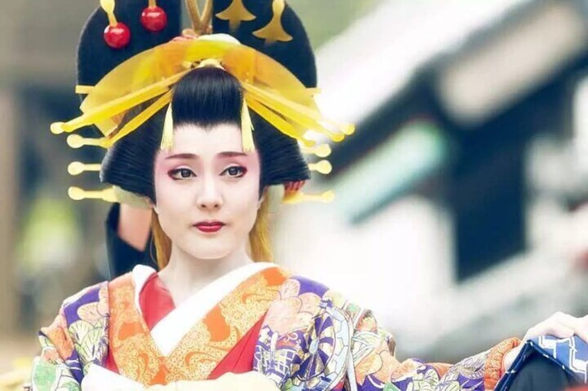 See the gorgeous oiran (courtesans)