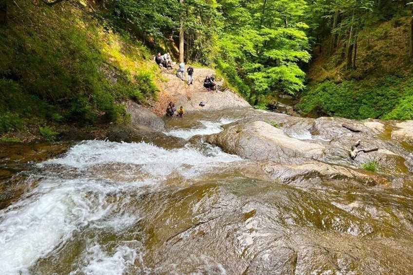 Waterfalls Tour from Sarajevo: Hike and Traditional Bosnian Lunch