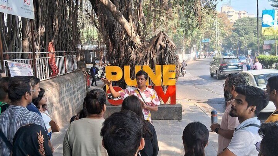 Why Pune? : A Heritage Walk through Old Pune