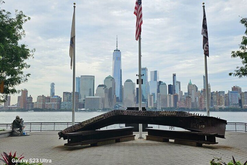 New York Skyline Magic - Private Tour With a Local