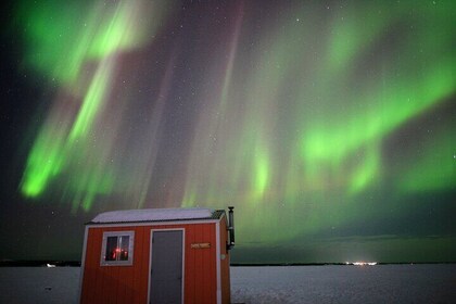 Aurora Viewing in Cosy Cabin and Icefishing