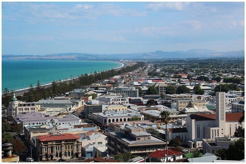 View across Napier to the Te Mata Hills