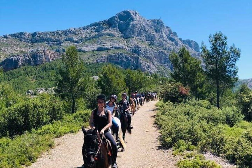 Horseback Riding in Sainte Victoire and Picnic with Wine Tasting