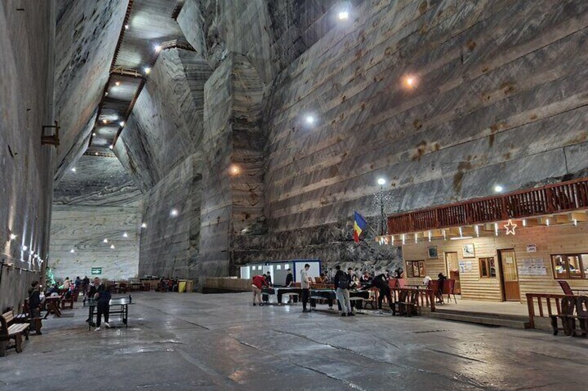 Largest Salt Mine and Winery Private Tour from Bucharest 