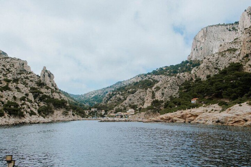 Cassis Village, Calanques Boat Ride, Wine Tasting (+Marseille)