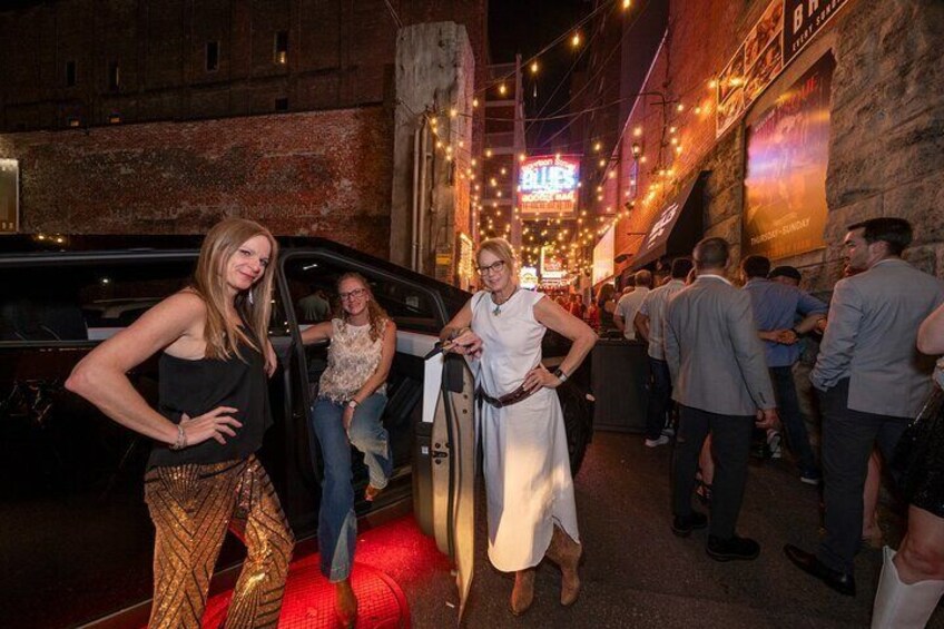 Best of Nashville VIP Tour by Cybertruck (Private)