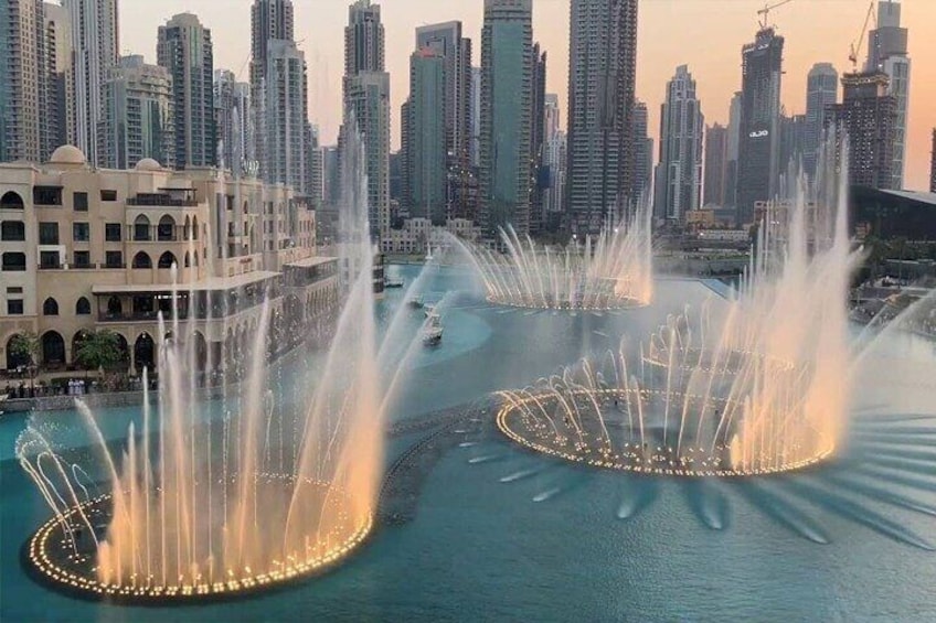 Dubai Fountain Show Traditional Boat Lake Ride Ticket