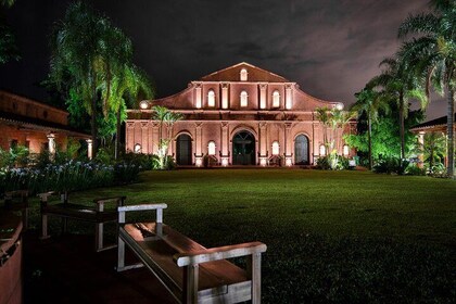 By Night Puerto Iguazu with Argentinian Restaurant Guamini Misión