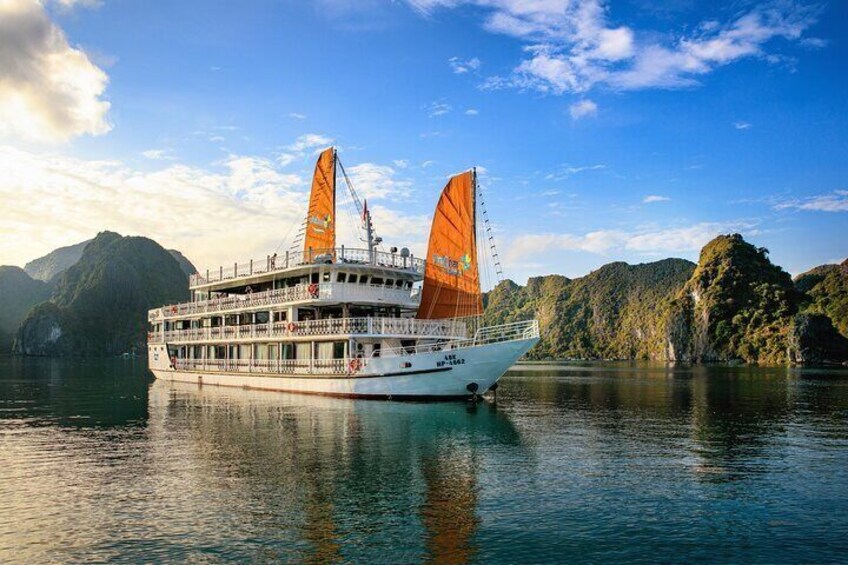 3 Day to Ha Long Bay and Tam Coc (the 2nd day private)