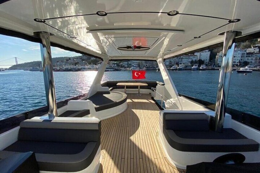 Istanbul Private Luxury Yacht on Bosphorus 24 Meter-79 feet