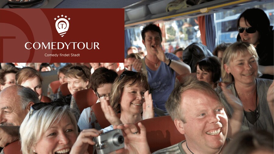 Hamburg: 1.5-Hour Comedy Bus Tour in German