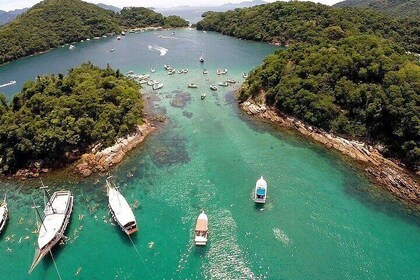 Angra dos Reis and Ilha Grande Tour in an Adventure Day