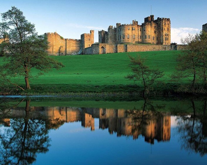 Picture 1 for Activity Alnwick Castle Ticket