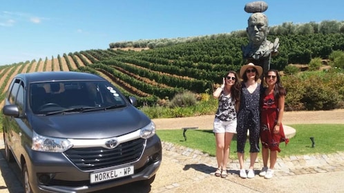 Cape Winelands :Highlights Tour with Wine Tasting