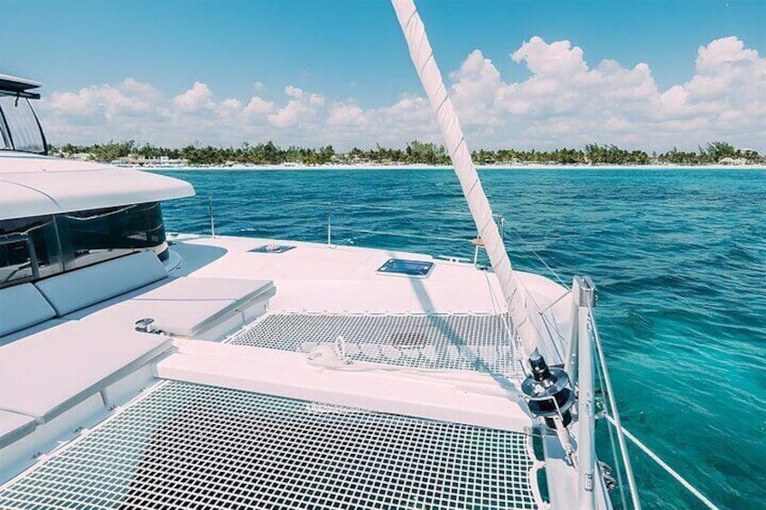 3 Hour Catamaran Experience in a Private Lagoon