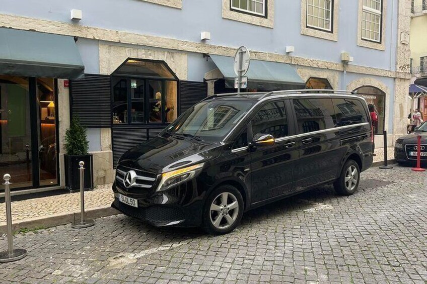 Transfer from Lisbon Porto Stopping in Óbidos Nazaré Fátima and Aveiro