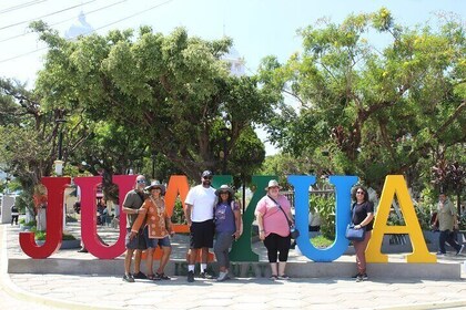 El Salvadors blomsterrute og Albania Coffee