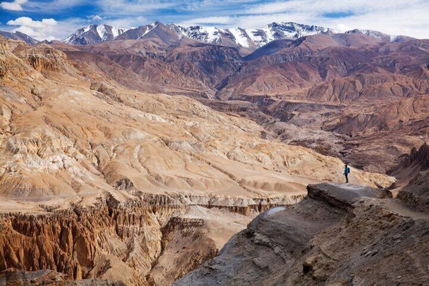 6 Day Upper Mustang Tour by 4WD Jeep from Pokhara