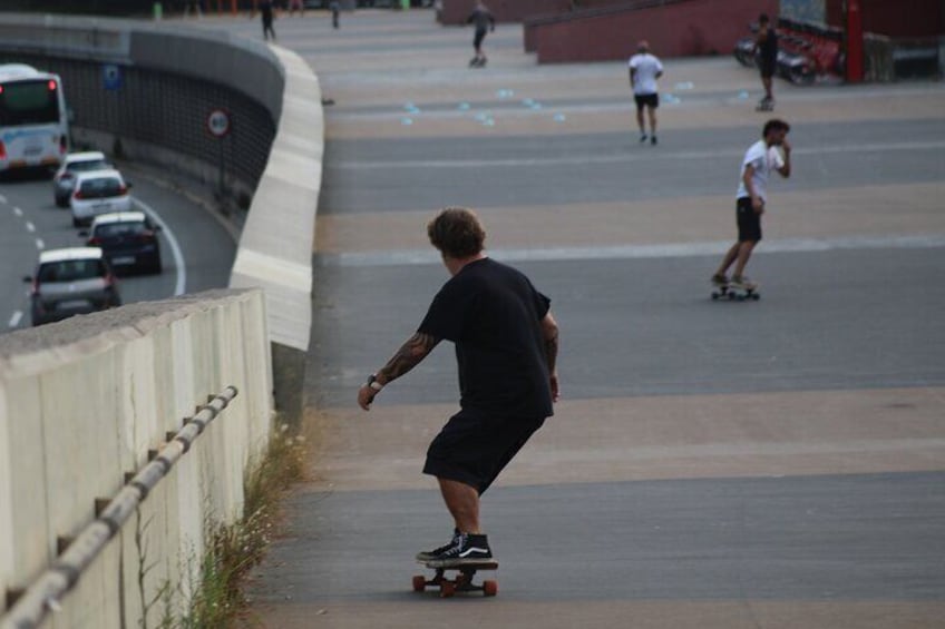 We love inclined planes and we have them next to surfskateaddict la mar bella barcelona