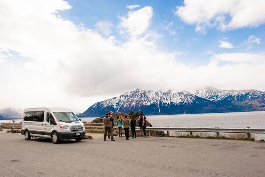 Scenic Seward Highway tour to the Wildlife Center from Anchorage