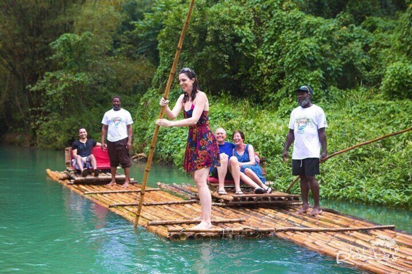 Bamboo River Rafting and Ocho Rios Highlights Tour with Shopping