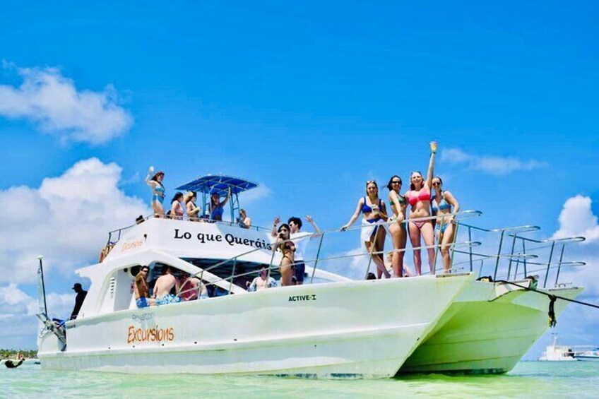 Private Catamaran Tour, Snorkeling, Open Bar and Slide Water