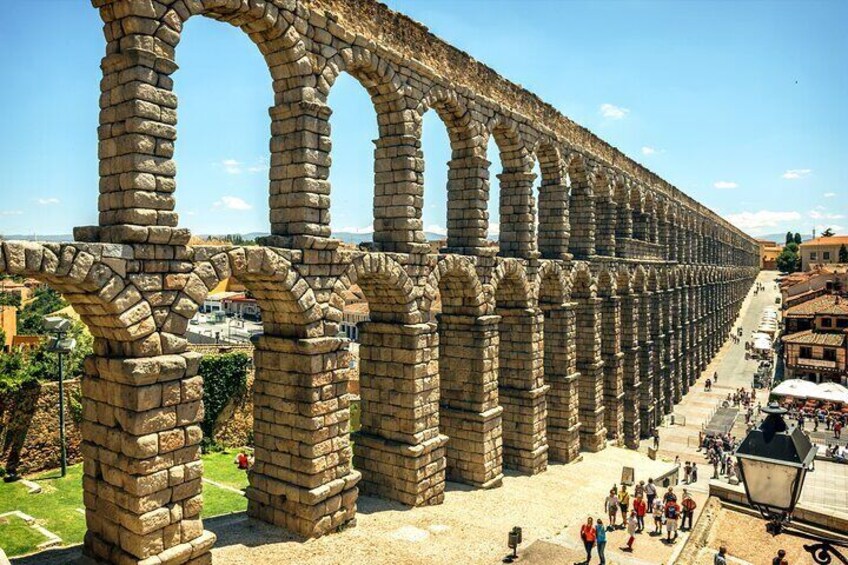 Segovia City Highlights Private Guided Tour for Kids and Families