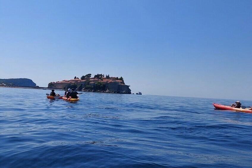 3.5-Hour Kayak Tour from Beсiсi to Sveti Stefan Island