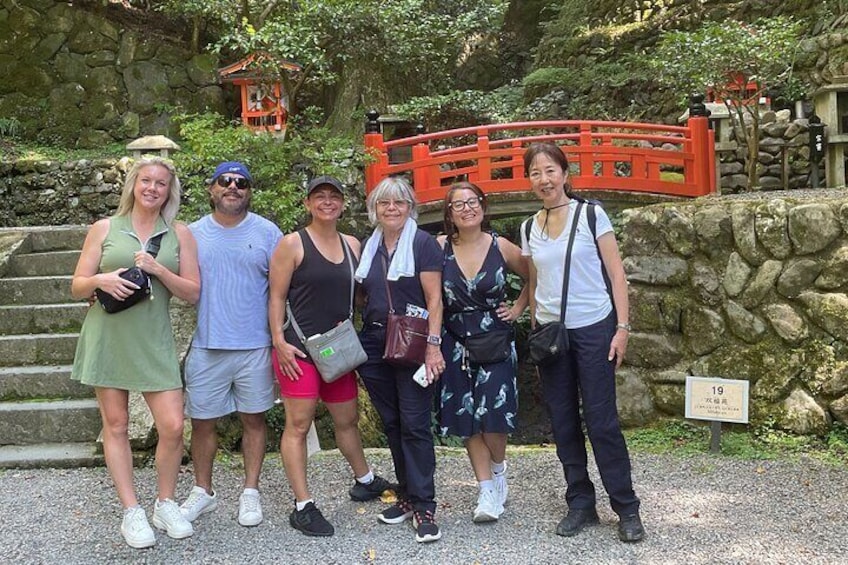 Hiking Tour for Sacred Sites in Kyoto with a Guide
