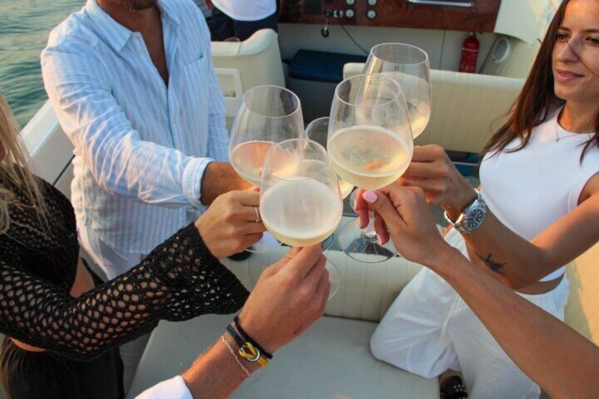 Private Sunset Cruise with wine aperitiv from Lazise