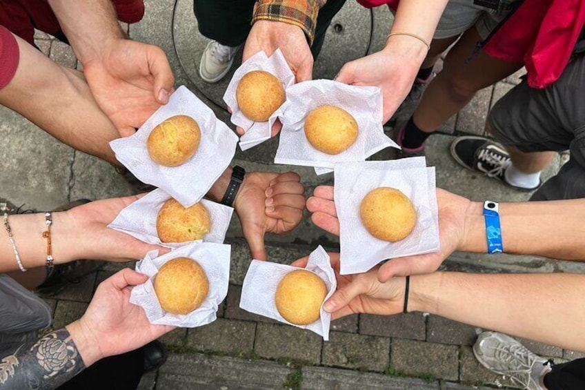 Pandebono snack