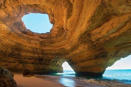 4h Private tour in Benagil and Praia da Marinha