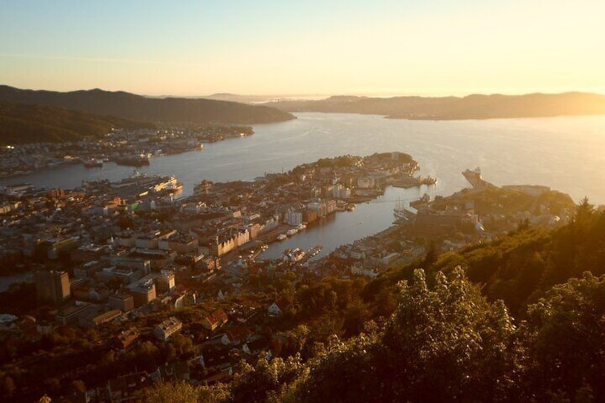 Private Tour of Bergen City by Car