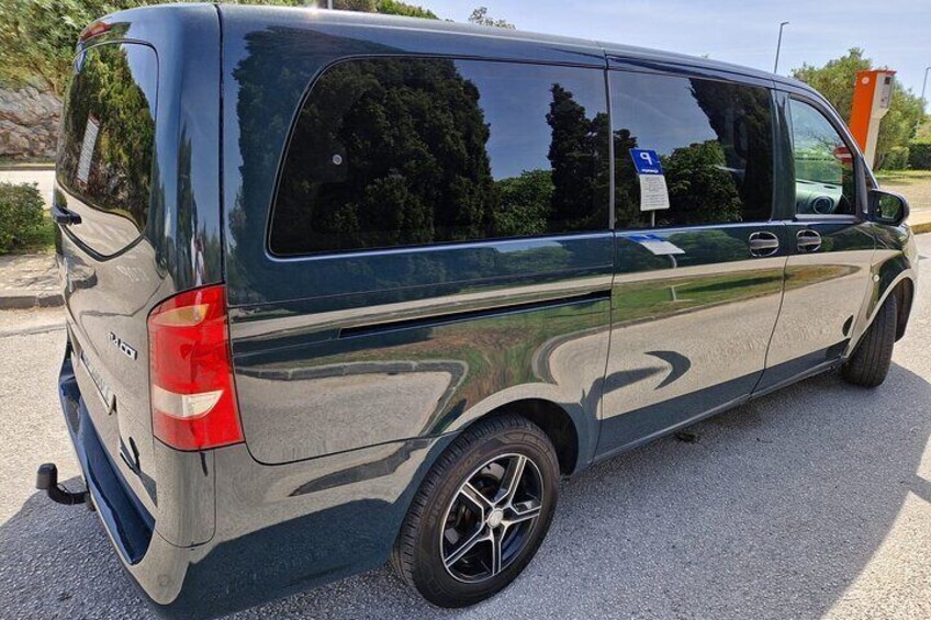 Minivan