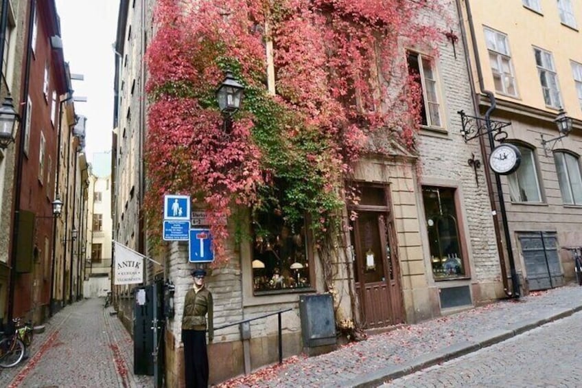 Another view of the many alleyways of the Stockholm Old Town.