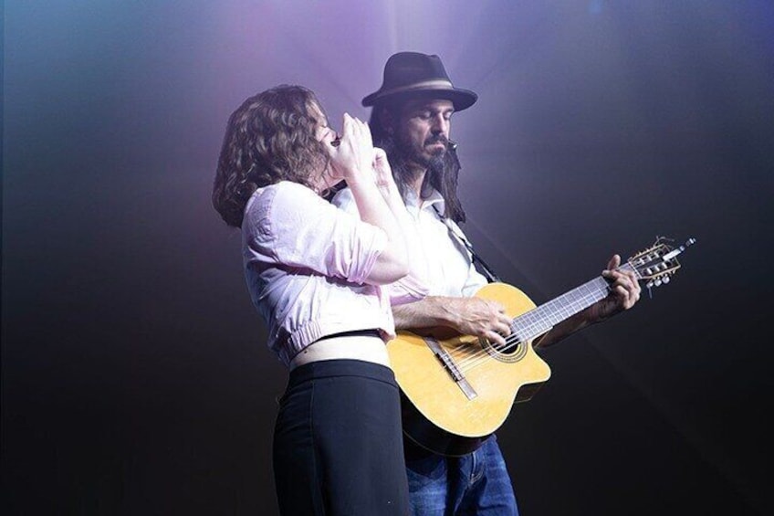 Canadiana Musical Revue in Niagara Falls