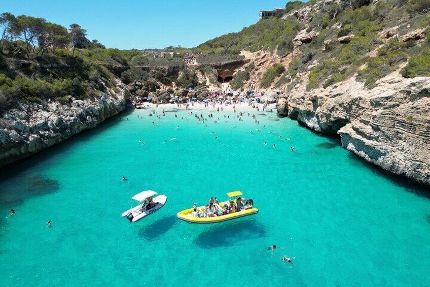 Boat tour Cala Figuera, Es Pontas, Caló de Moro, Cala Marmols